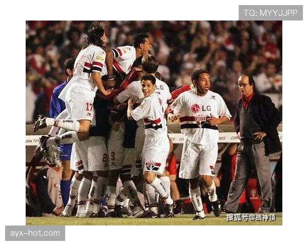 圣埃蒂安中路渗透战术奏效,球队状态持续回暖 圣埃蒂安中路渗透战术奏效,球队状态持续回暖