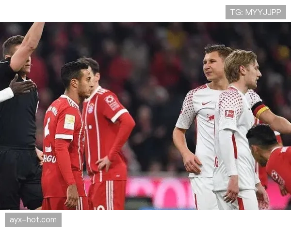 德甲转会窗开启，多队积极引援，球迷翘首以盼新星闪耀赛场