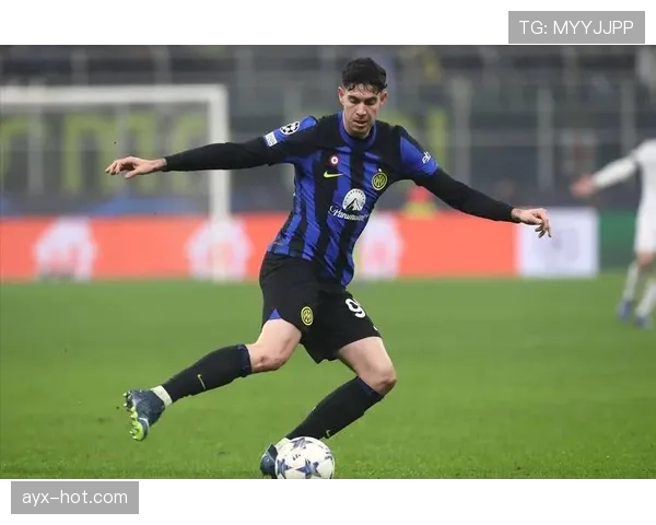 巴斯托尼:意大利后防核心的蜕变之路与持续提升表现