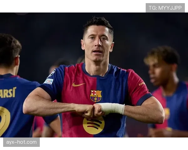 莱万多夫斯基肩伤恢复情况及对本赛季表现的潜在影响