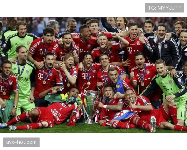 拜仁慕尼黑内部冲突升级，豪门地位面临挑战？高层与教练组分歧加剧，战术体系混乱引发球迷不满！