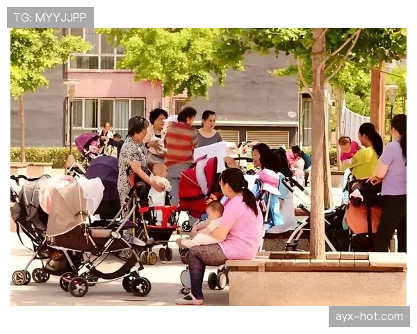 柳雅慧训练完直接拎爱马仕去接娃，这妈当得也太不像普通人了